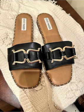 Steve Madden Alita Slide Sandal Slide Sandals Black & Gold US 9 - Only tried on